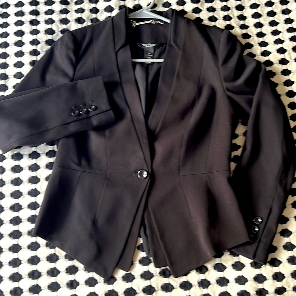 White House black market black blazer size 4P
